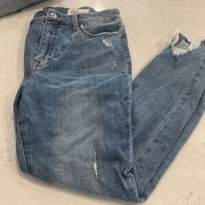 Stylish Distressed Blue Skinny Jeans